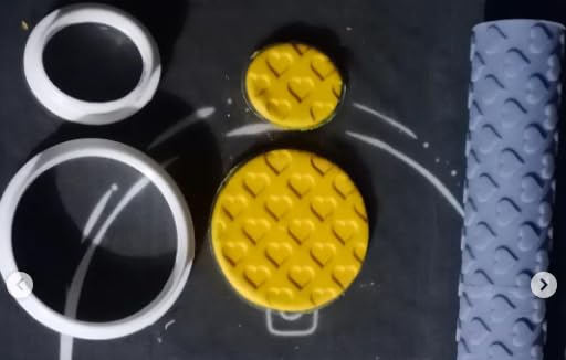41i-LMzsrxL Texture Roller for Polymer Clay (Heart Bunch Texture)