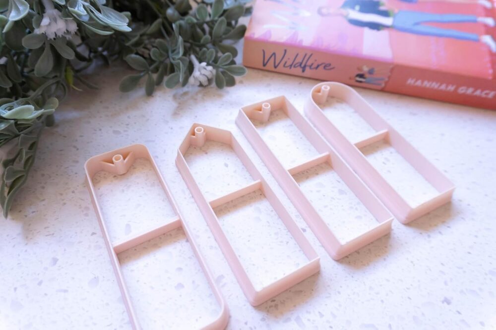 Bookmark Clay Cutters, Book Lover Gift, DIY Personalised Gifts, Gifts for Book Enthusiasts, Polymer Clay Bookmark Cutters, Color May Vary