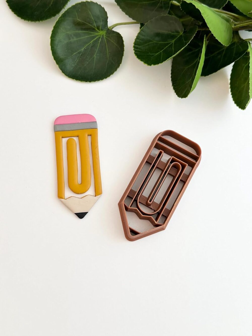 3D ORIGINS Pencil Paperclip Bookmark Polymer Clay Cutter for Earring & Jewellery Making, Size 7.5 cm