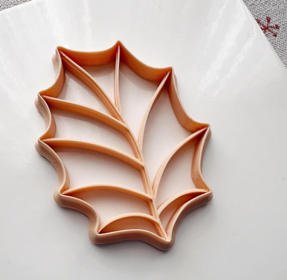 81NOVtp006L._SL1500_ Christmas Holly Leaf Trinket Dish Clay Cutter, Ring Dish Clay Cutter, JWELLERY Dish Clay Cutter. Home Decor, Fridge Magnet, DIY KIT.