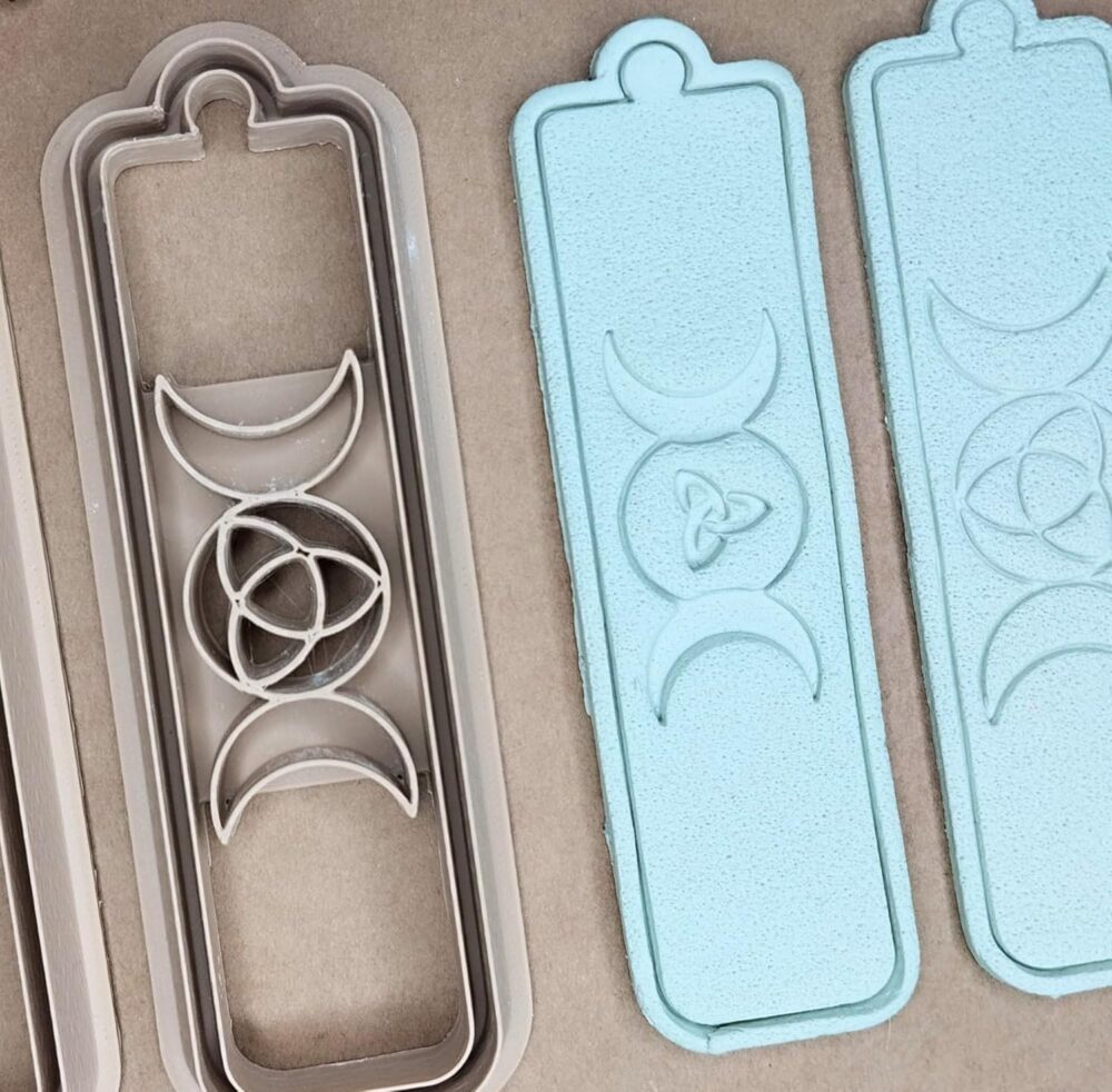 Bookmark Goddess Moon Clay Cutters, Flower Daisy Design
