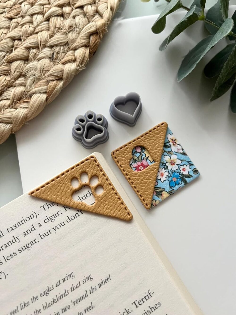 81ZTxBzoJ8L._SL1500_ Polymer Clay Cutter, Corner Bookmark Polymer Clay Embossed Cutter Set, 12 Pieces, Easy to Use, All Season