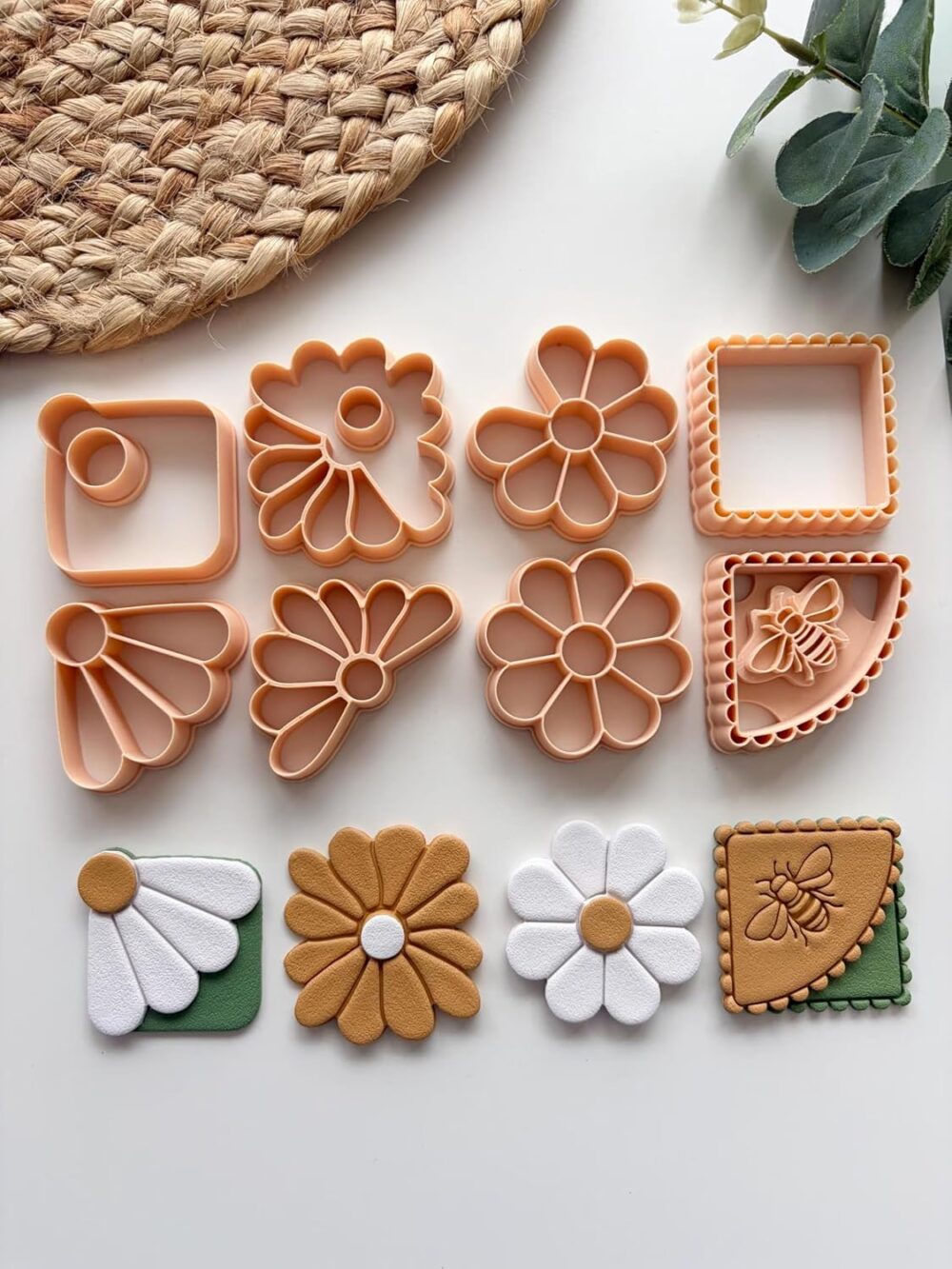 3D ORIGINS Floral Spring Corner Bookmark Bundle, Polymer Clay Embossed Cutters, Daisy and Bee Designs, 4cm, 8 Piece Set