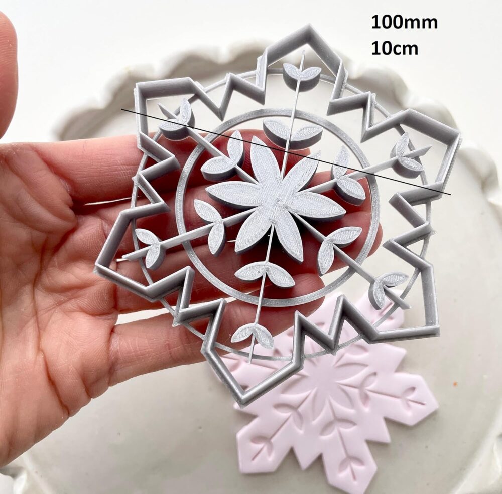 Trinket Dish Cutters, (Snowflake Large Trinket Dish)