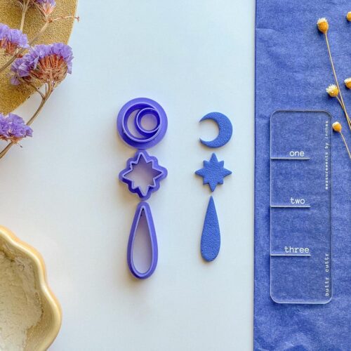 main image Moon and Star Dangle Set