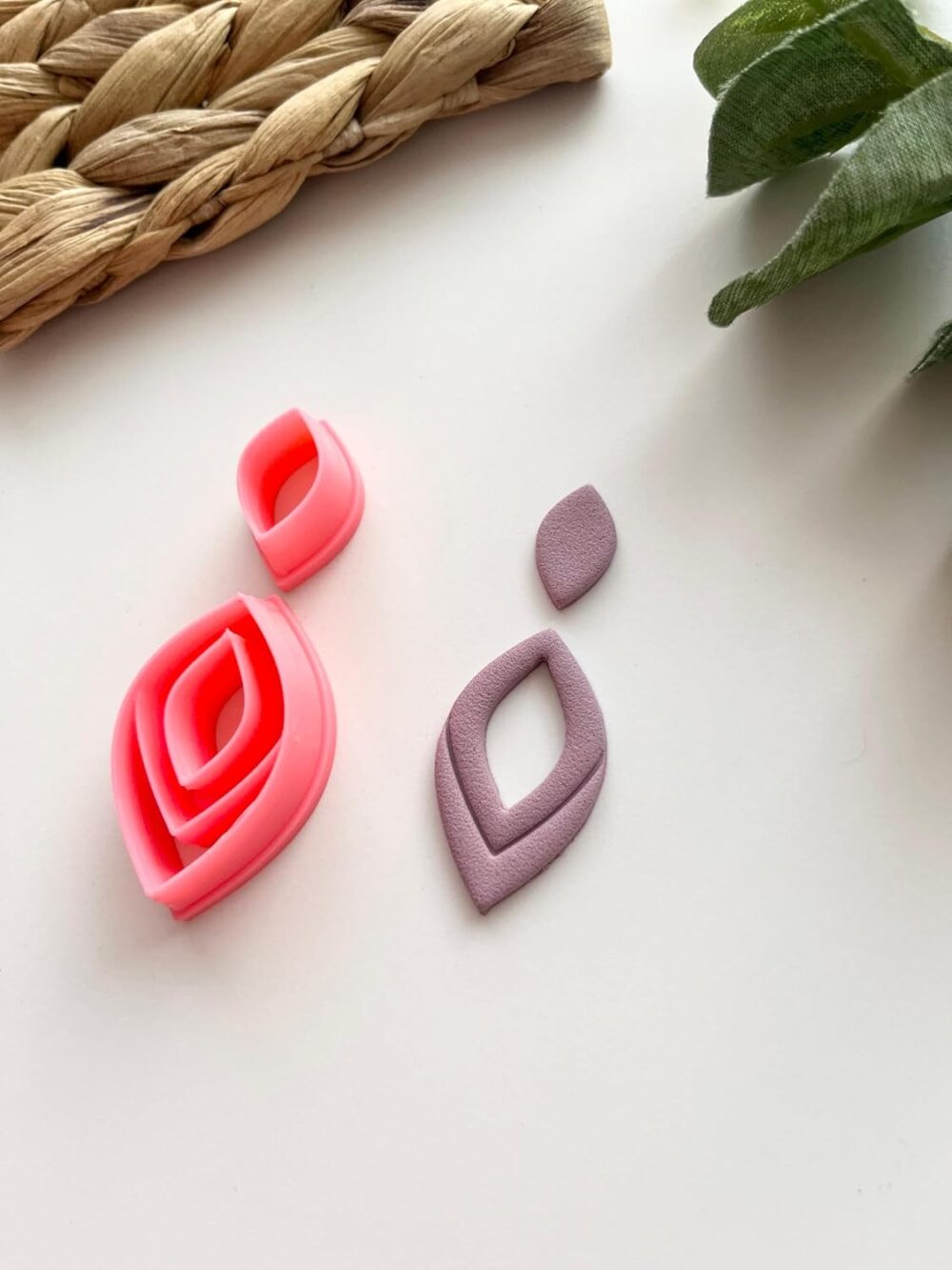 Non-Drill Classic Teardrop Embossed Clay Cutter