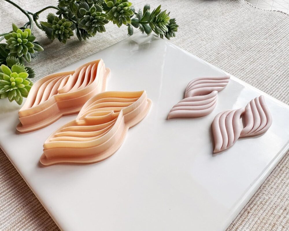 Twisting Hourglass Spring Clay Cutter, Embossing Polymer Clay Cutter, Detailed Debossing Cutter for Clay