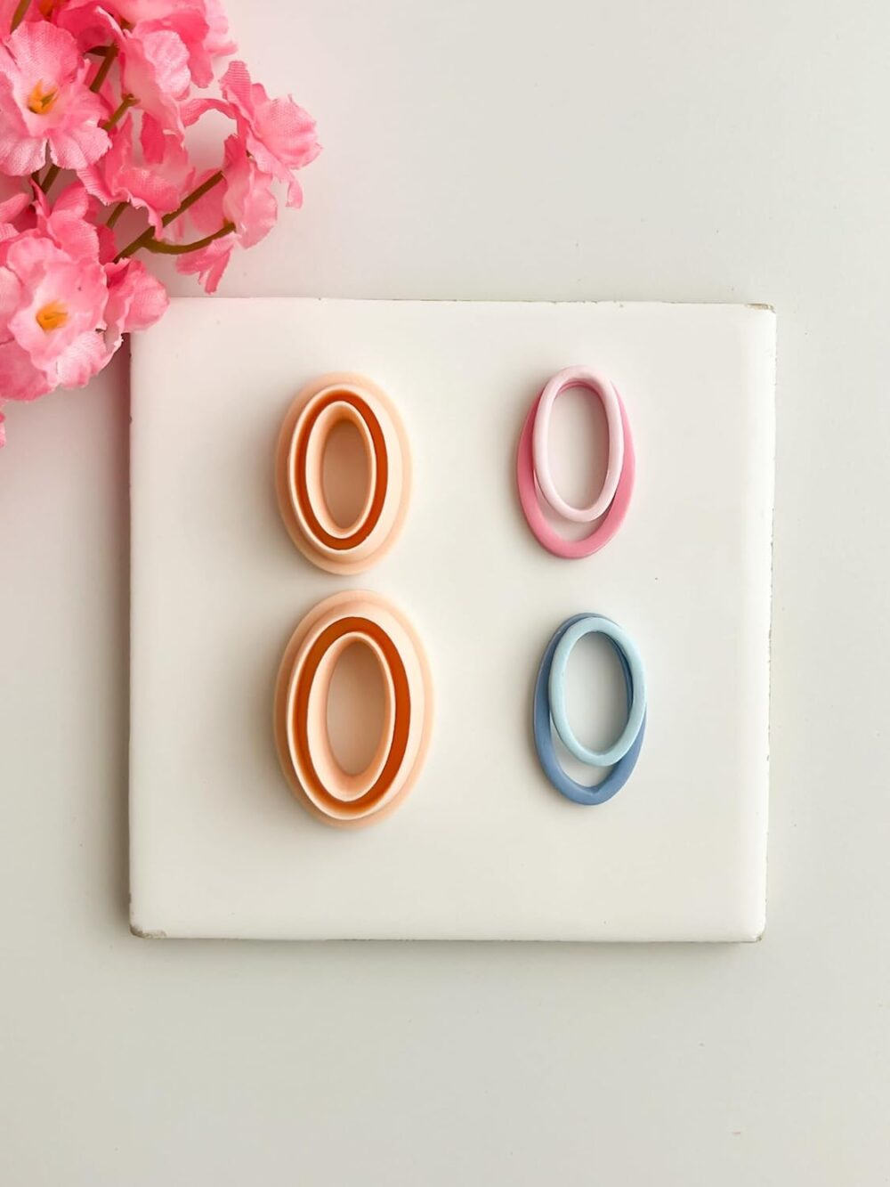 Oval Outline Shape Set (2 Cutters)